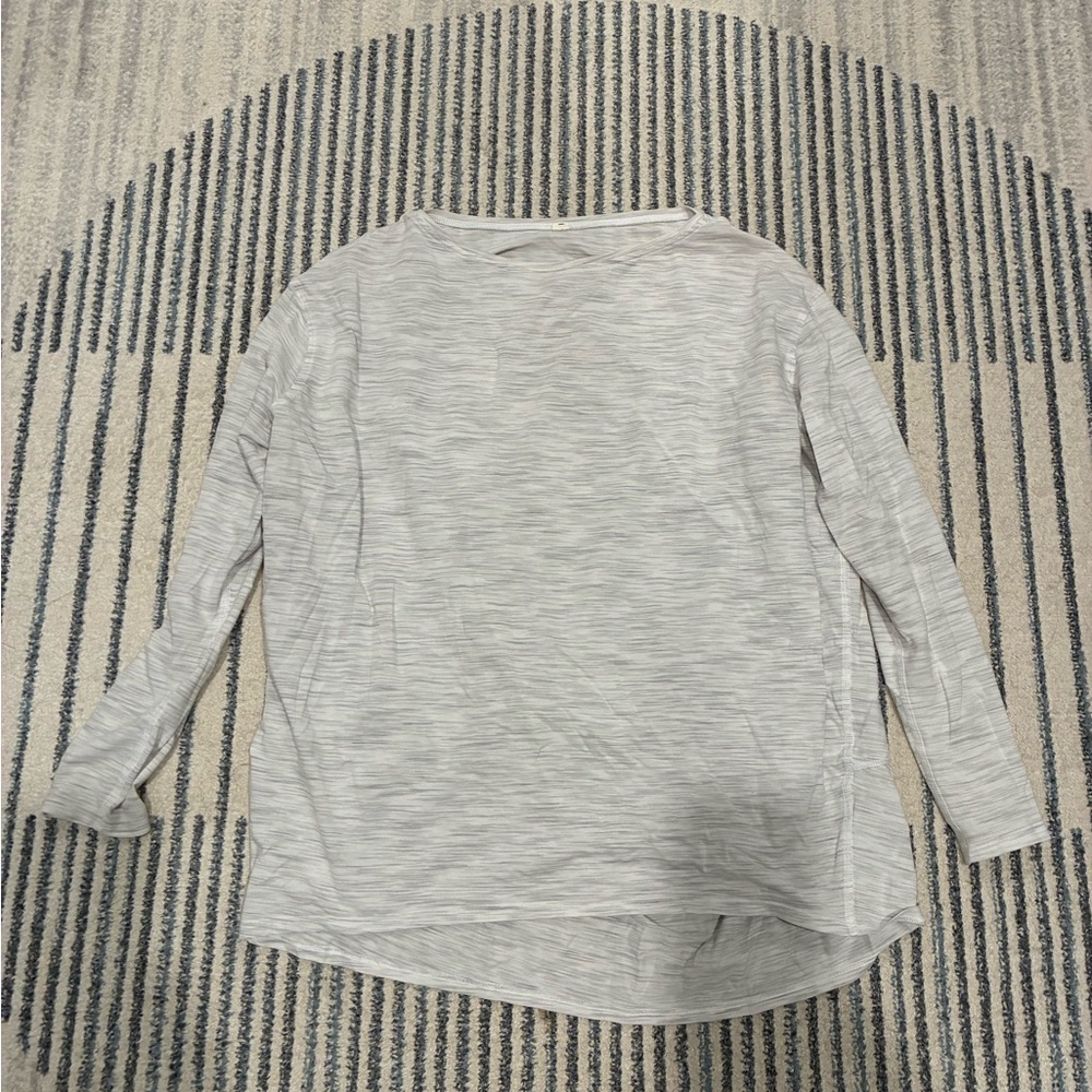 Lulu lemon Women's Gray Long Sleeve Top